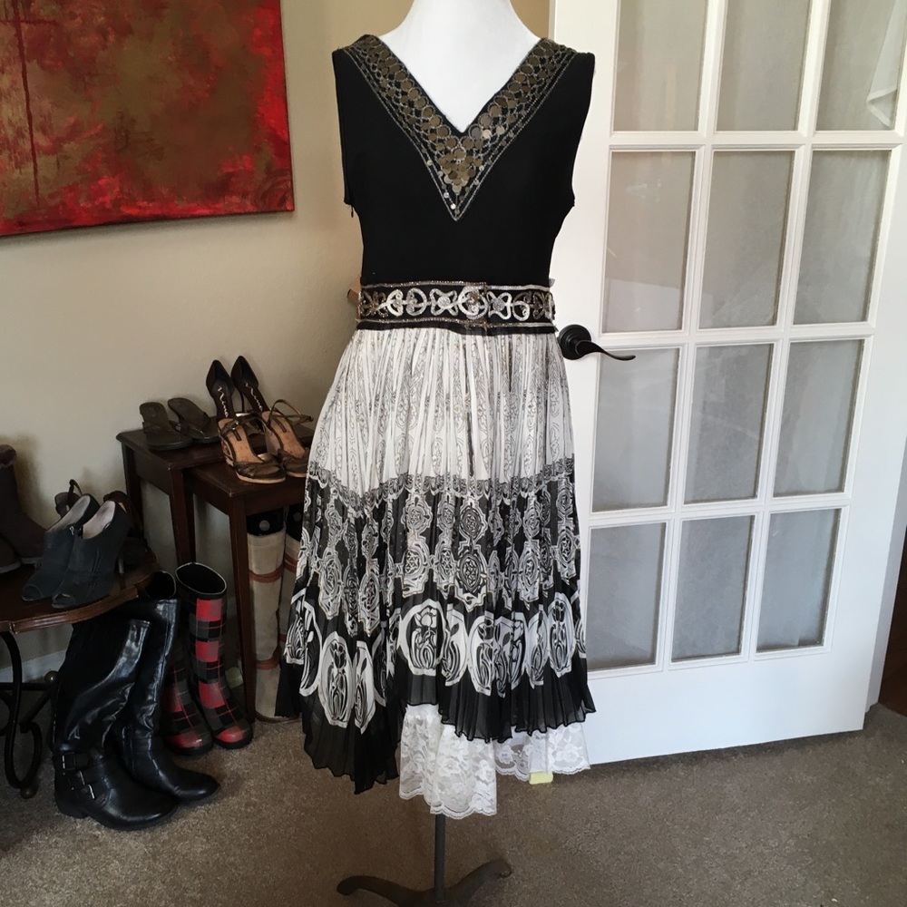 Arielle coin embellished dress SZ M/L